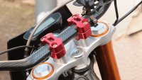 Morsetto manubrio / Supporto manubrio Motoflow Morsetto manubrio / Supporto manubrio Motoflow